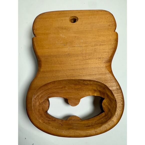 Vintage Hand-Carved Māori Kauri Wood Koruru Gable Mask w/ Pāua Shell Eyes - Picture 2 of 9